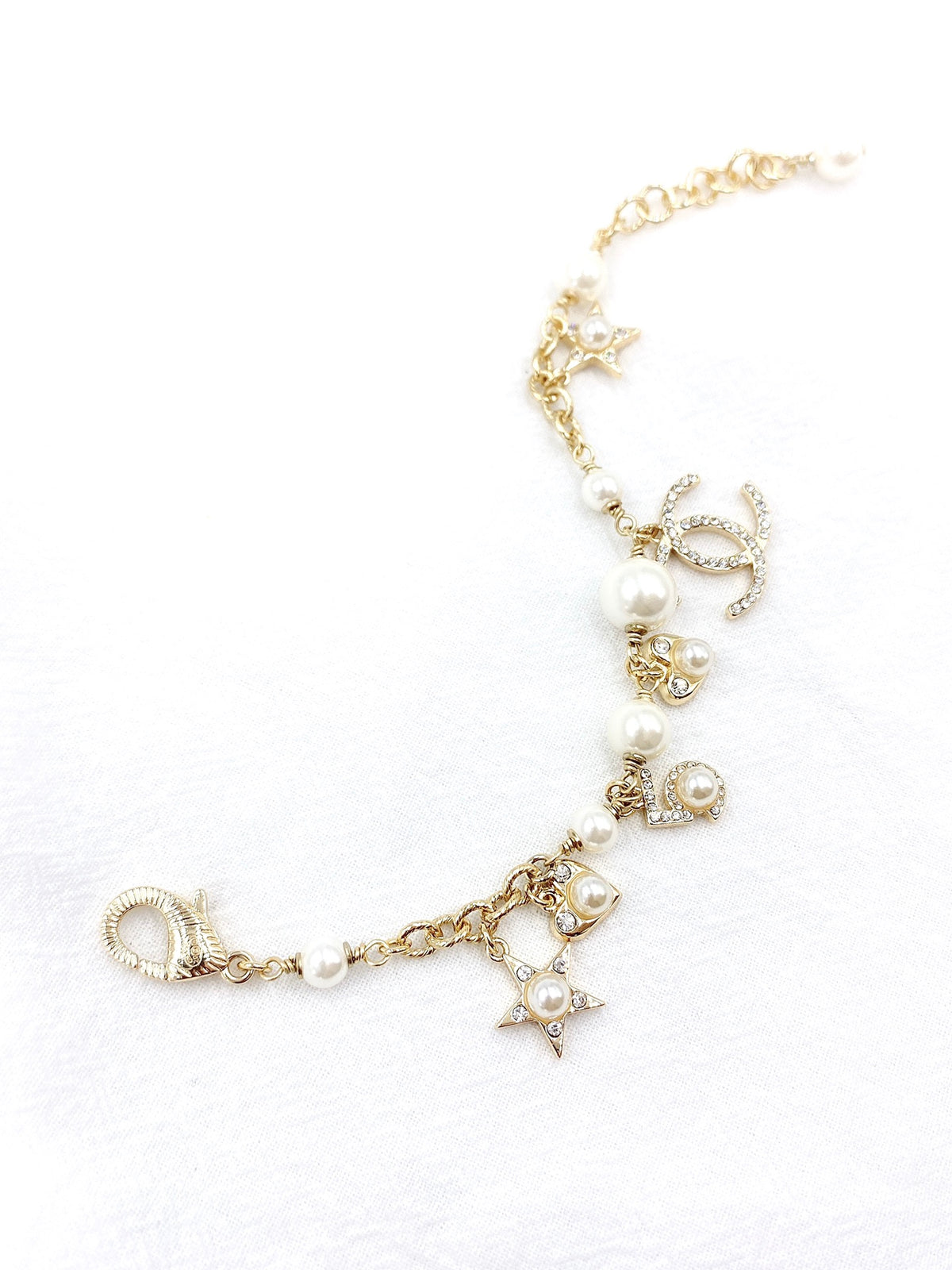 Signature Emblem Bracelet in Gold-Tone – Design 004 main product view