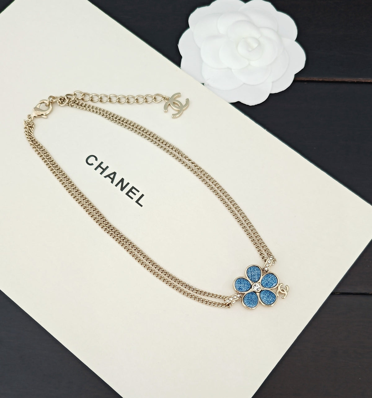 Floral Pendant Necklace in Gold-Tone – Blue Detail – Design 002 styled product view