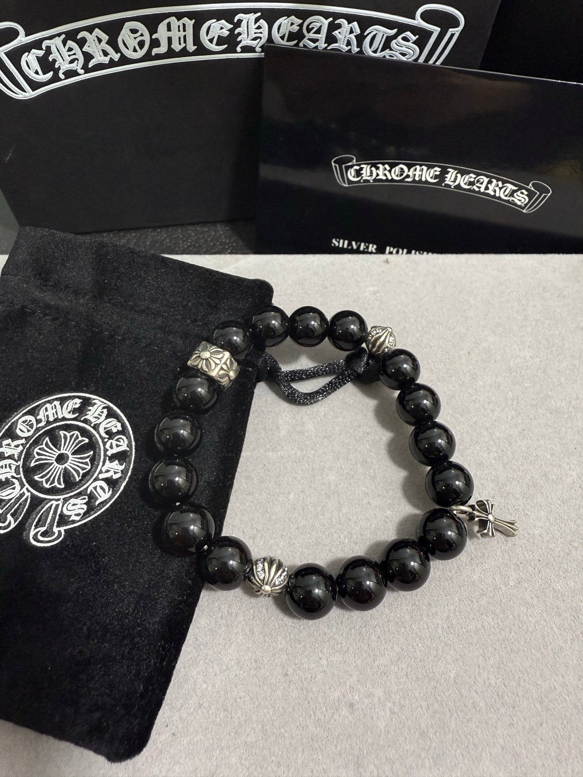 Gothic Emblem Beaded Bracelet in Antique Silver-Tone – Design 27 side detail