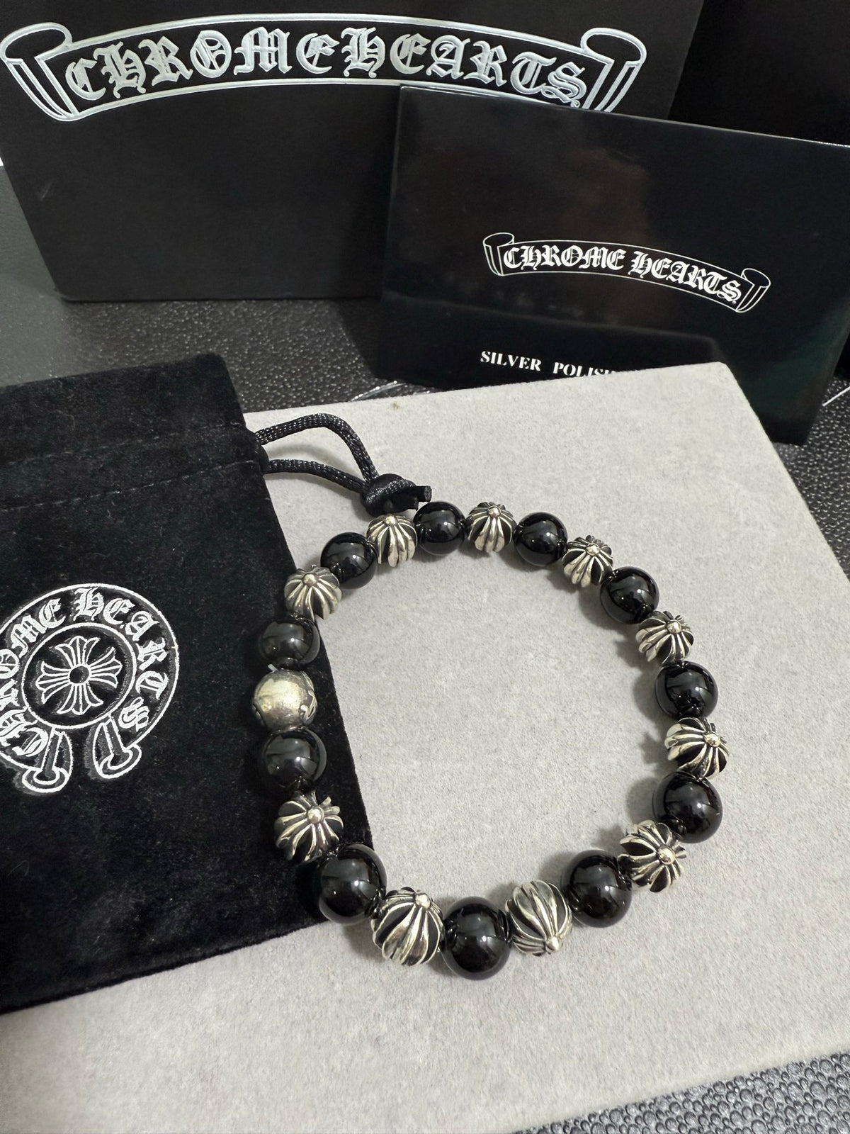 Gothic Emblem Beaded Bracelet in Antique Silver-Tone – Design 32 side detail