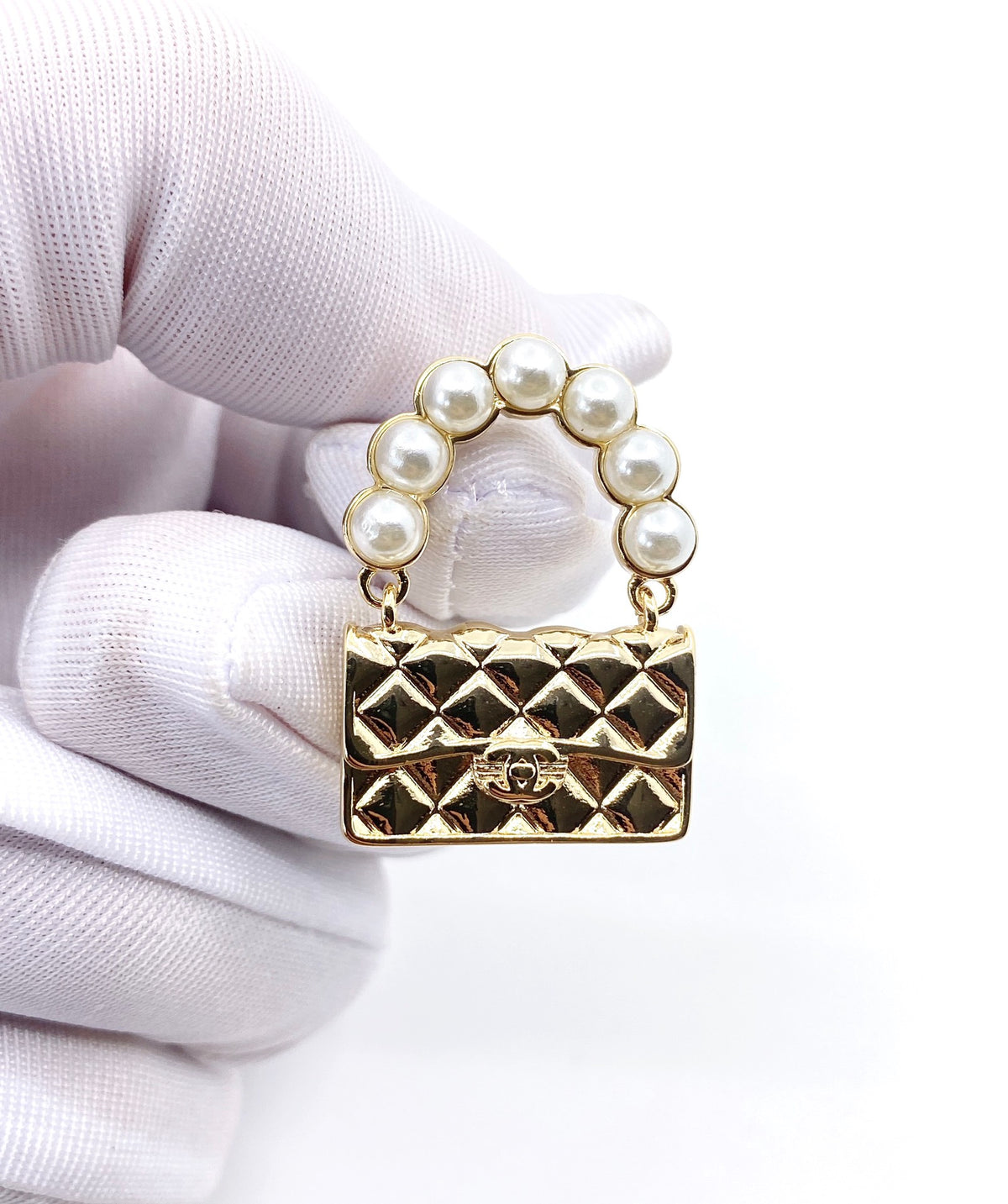 Pearl Pearl-Detail Statement Earrings – Pearl Detail – Design 005 side detail