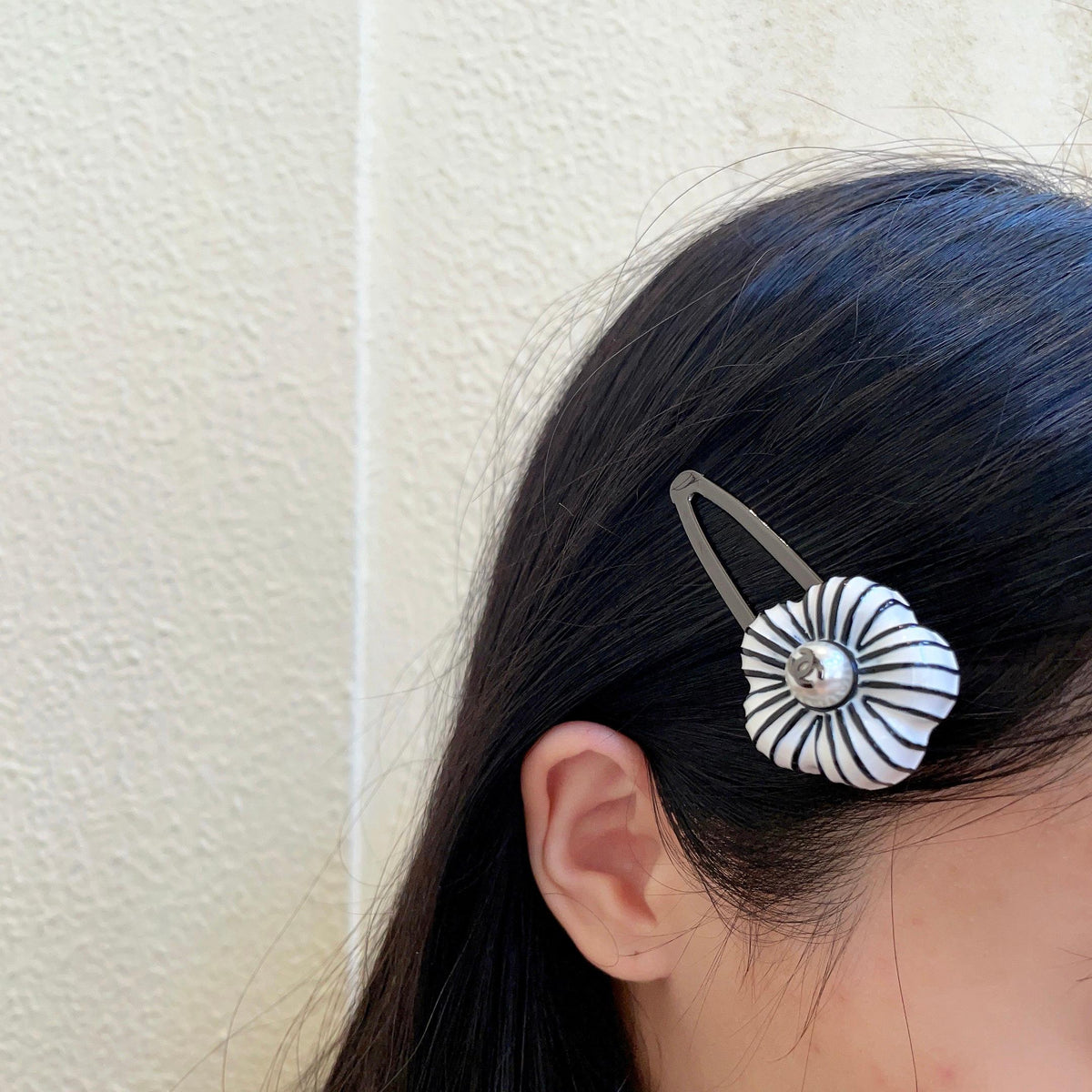 Camellia Hair Clip – Camellia Detail front product view
