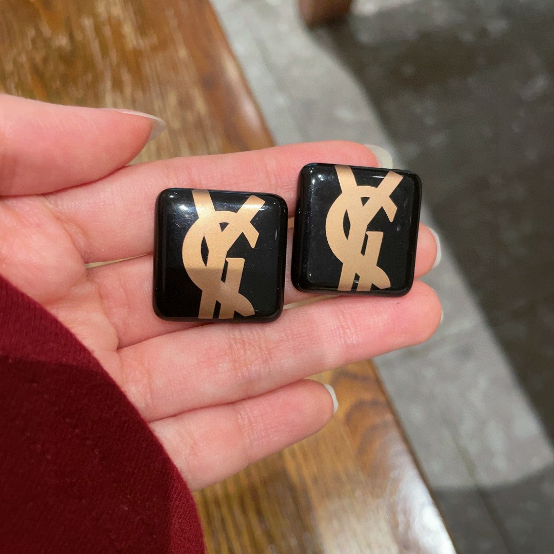 Letter Emblem Stud Earrings in Polished Metal-Tone – Design 011 side detail