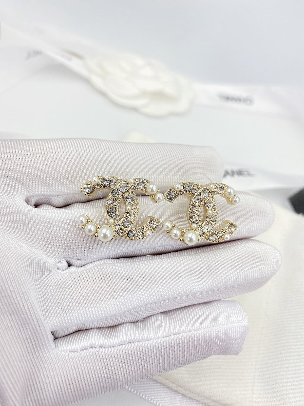 Double-C Emblem Pearl-Detail Stud Earrings – Pearl Detail – Design 007 detail view