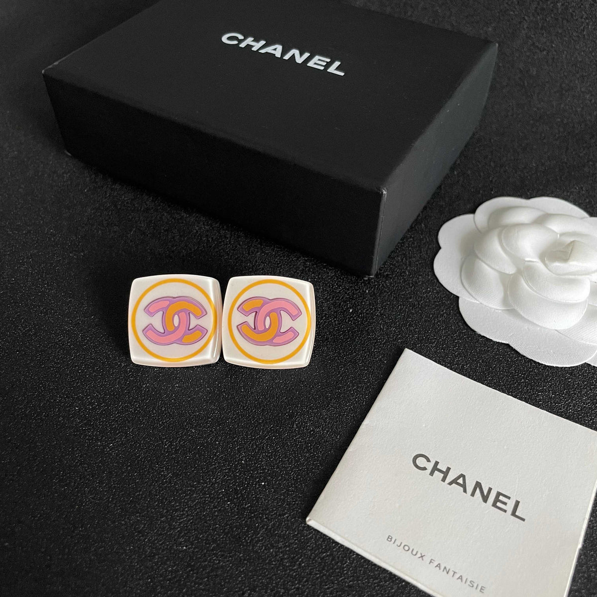 Double-C Emblem Stud Earrings in Polished Metal-Tone – Design 456 close-up detail