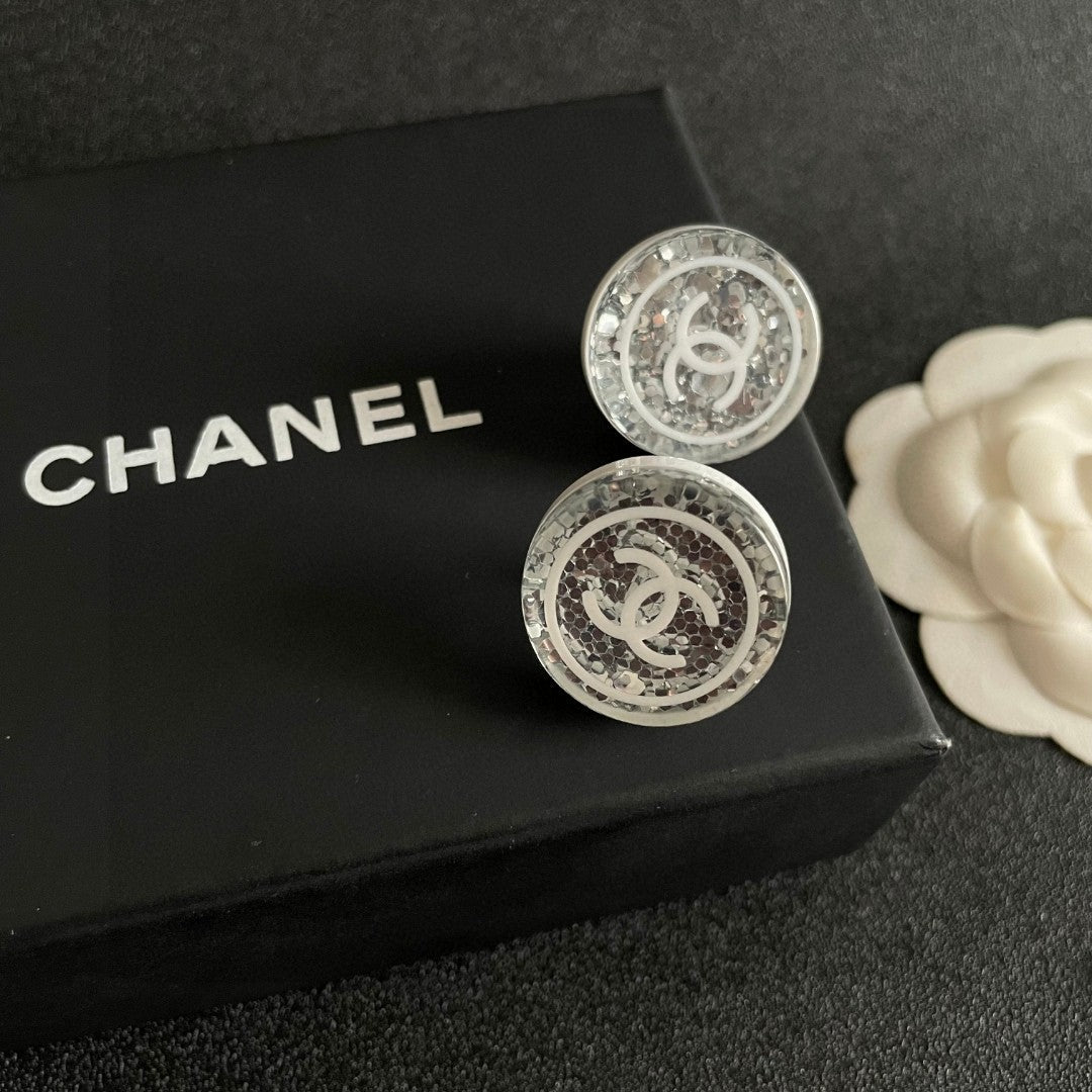 Double-C Emblem Stud Earrings in Polished Metal-Tone – Design 181 detail view