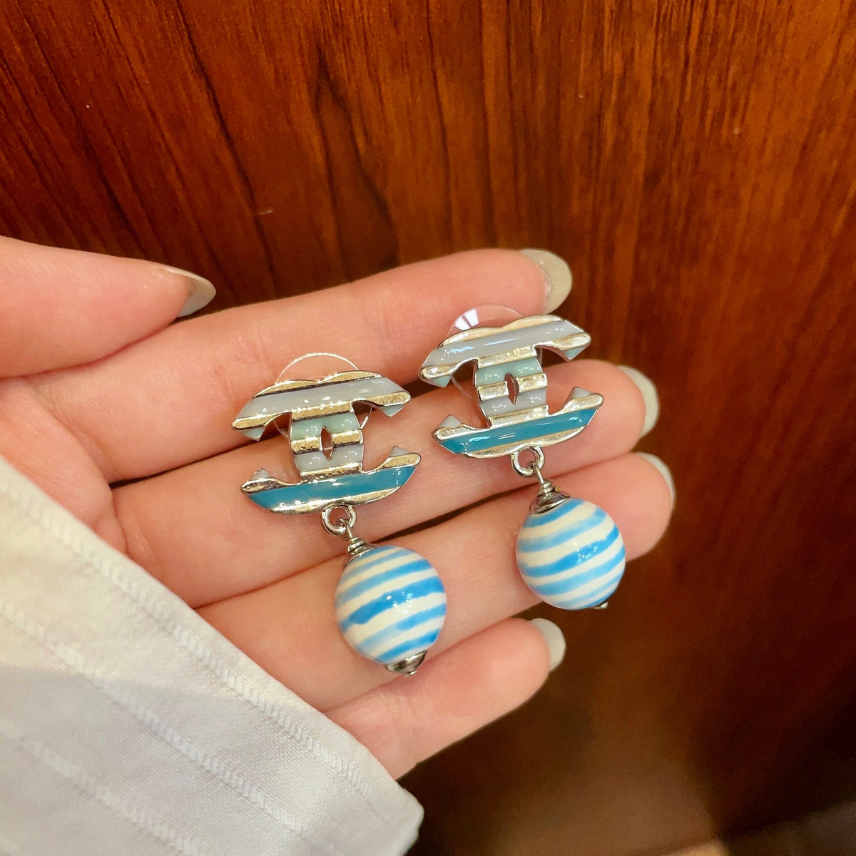 Double-C Emblem Statement Earrings in Polished Metal-Tone – Design 031 side detail
