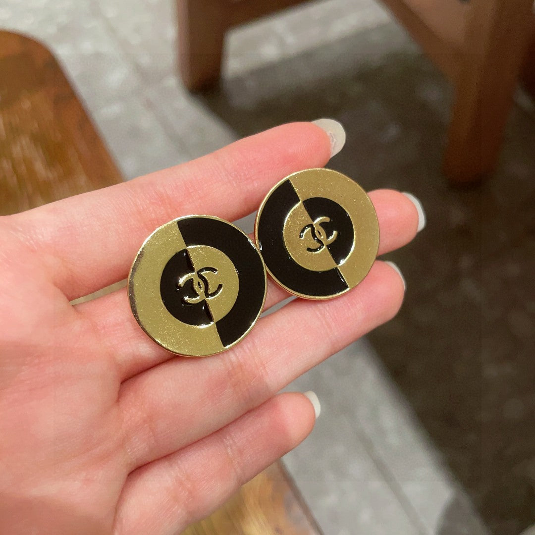 Double-C Emblem Stud Earrings in Polished Metal-Tone – Design 369 side detail