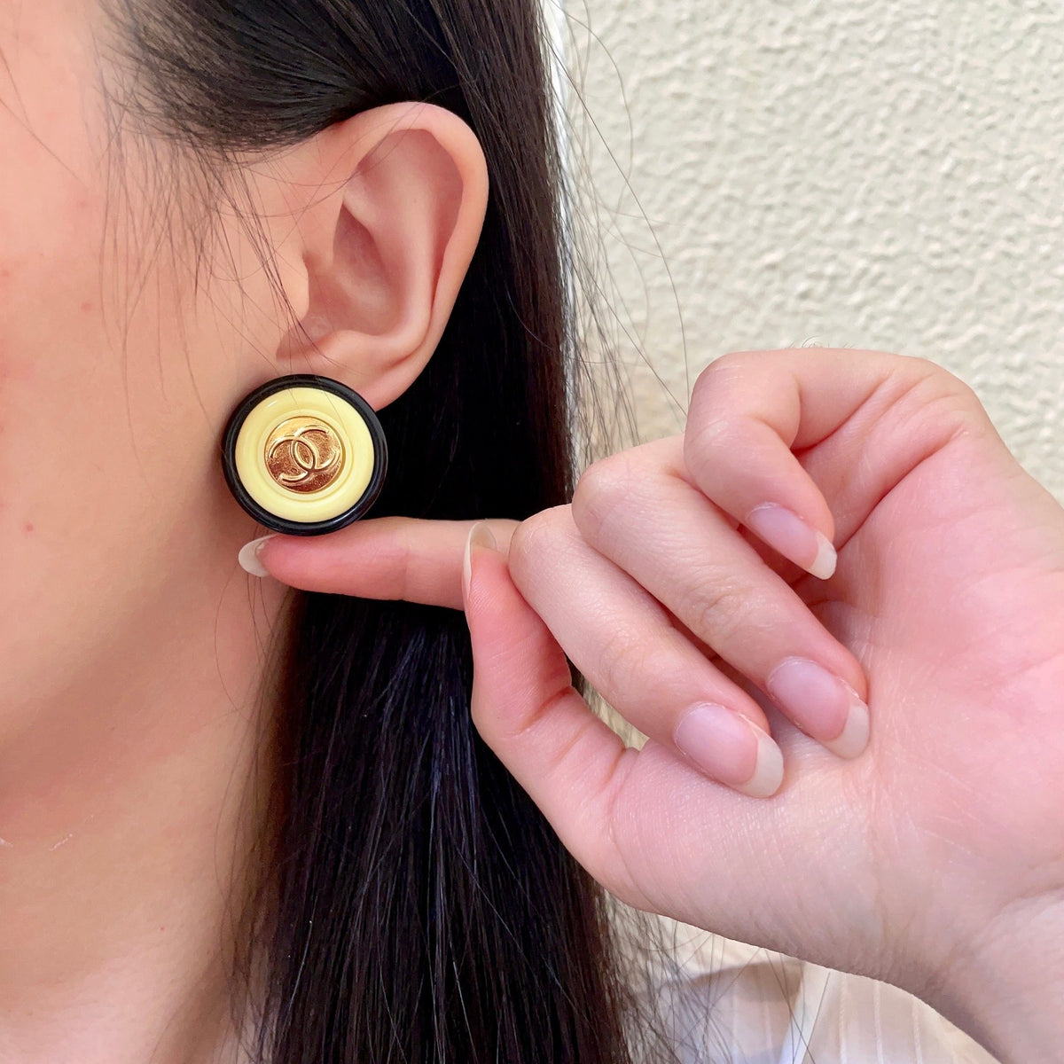 Double-C Emblem Stud Earrings in Polished Metal-Tone – Design 332 front product view