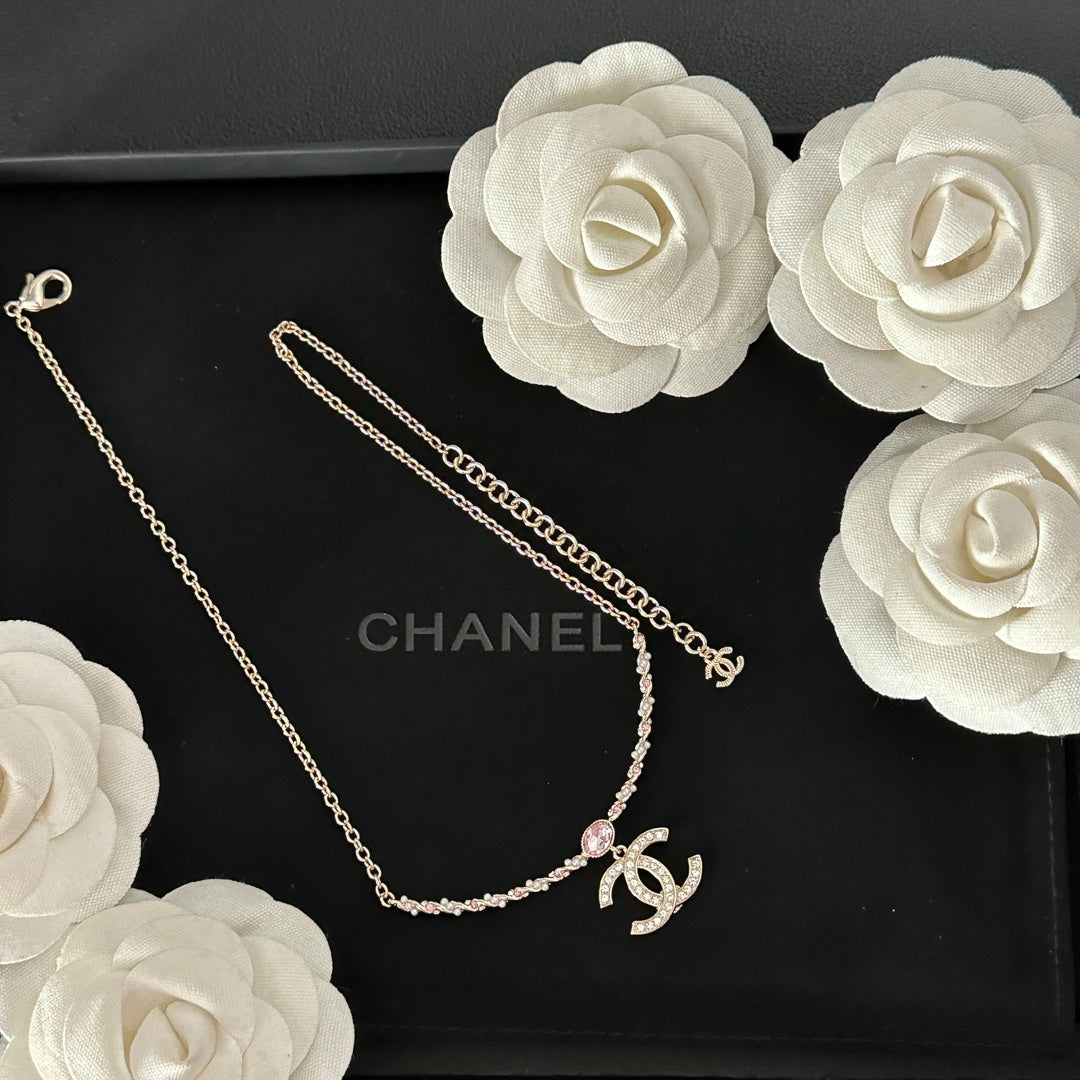 Letter Pendant Necklace in Polished Metal-Tone – Design 014 side detail