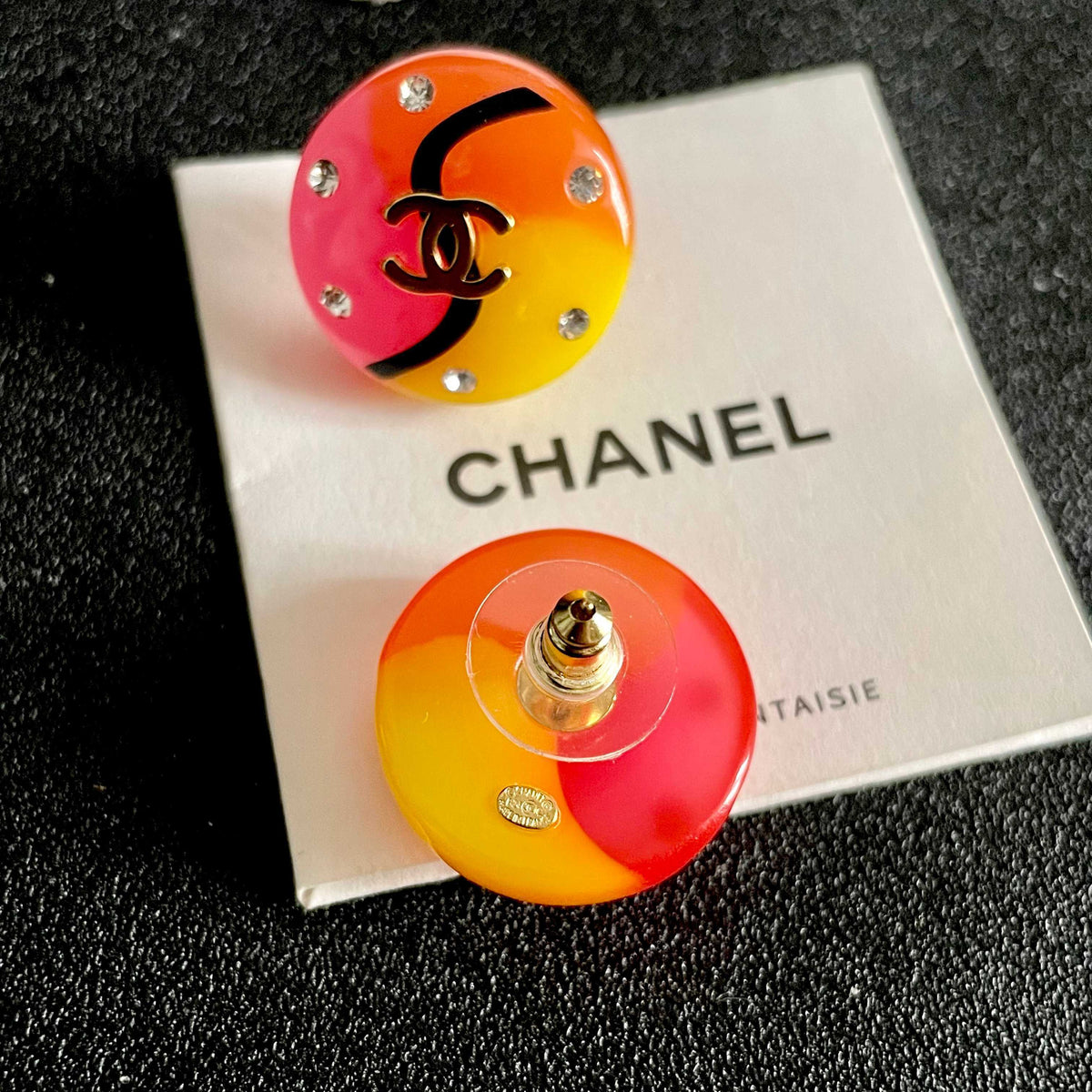 Double-C Emblem Stud Earrings in Polished Metal-Tone – Design 315 main product view