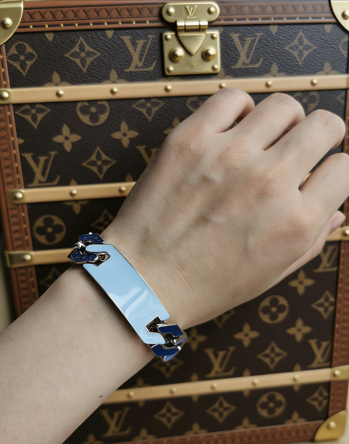Signature Emblem Bracelet in Polished Metal-Tone – Design 023 detail view
