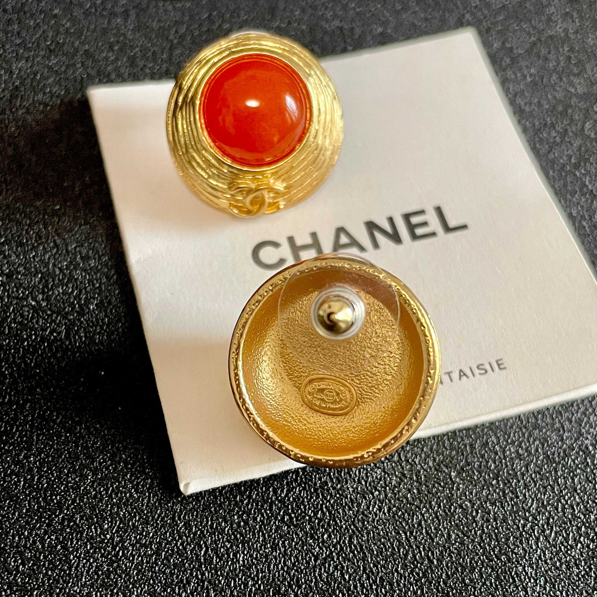 Double-C Emblem Stud Earrings in Polished Metal-Tone – Design 282 main product view