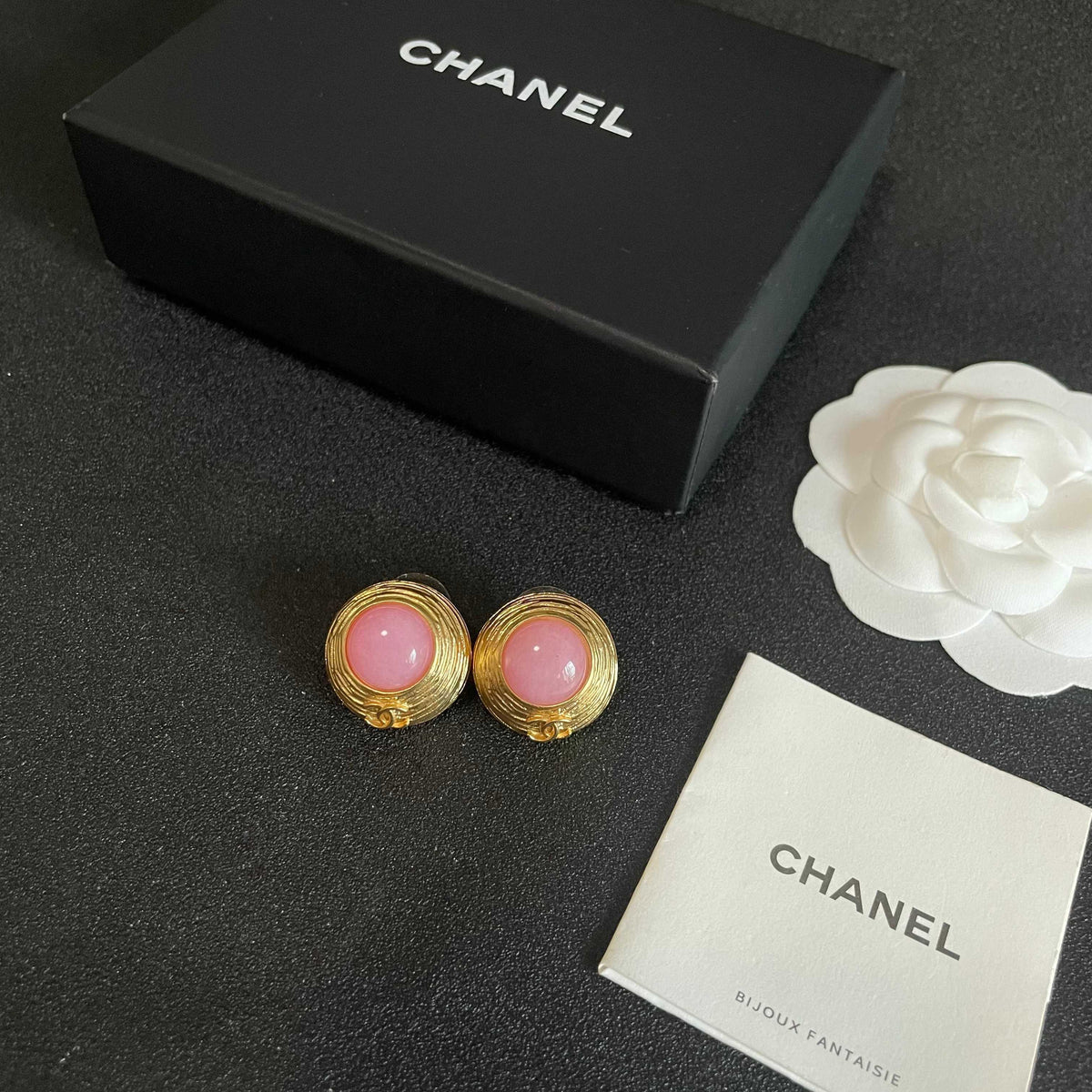 Double-C Emblem Stud Earrings in Polished Metal-Tone – Design 342 close-up detail