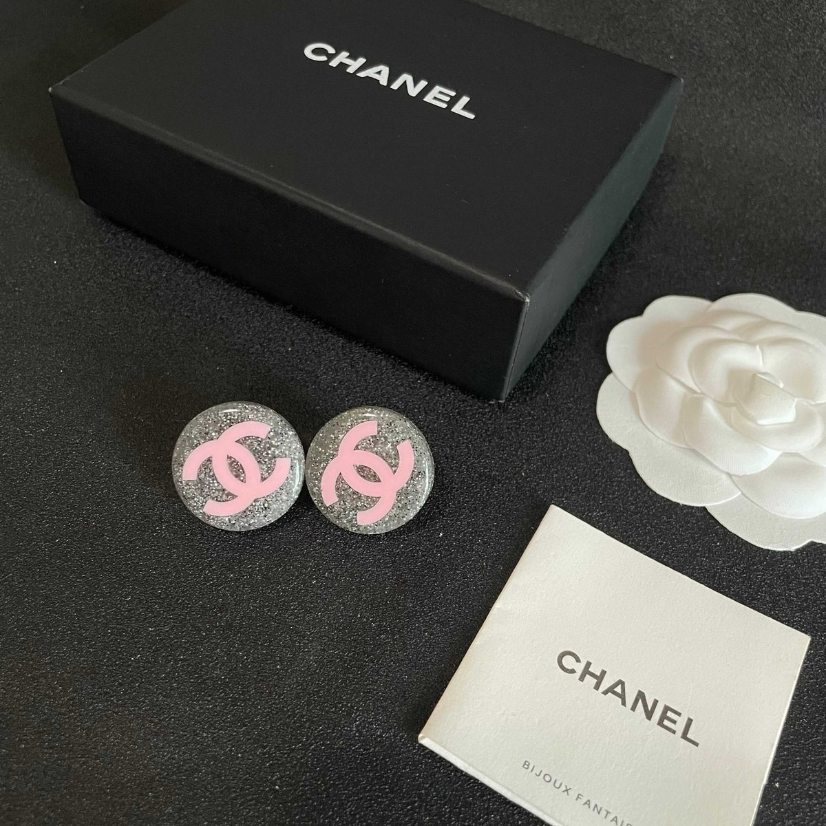 Double-C Emblem Stud Earrings in Polished Metal-Tone – Design 178 close-up detail
