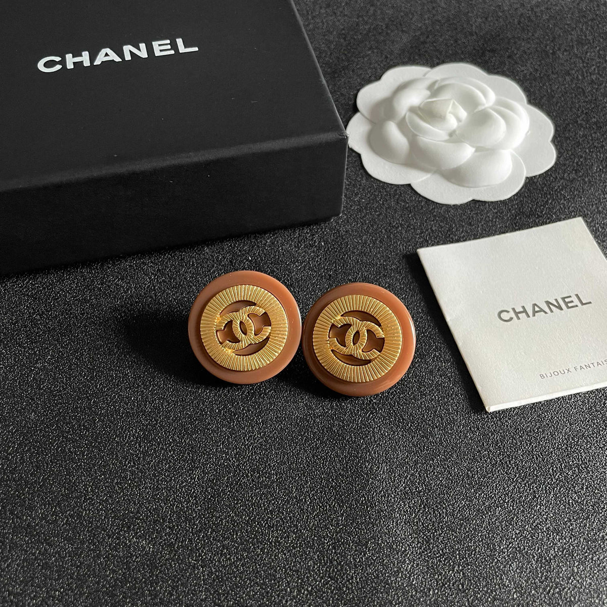 Double-C Emblem Stud Earrings in Polished Metal-Tone – Design 039 styled product view