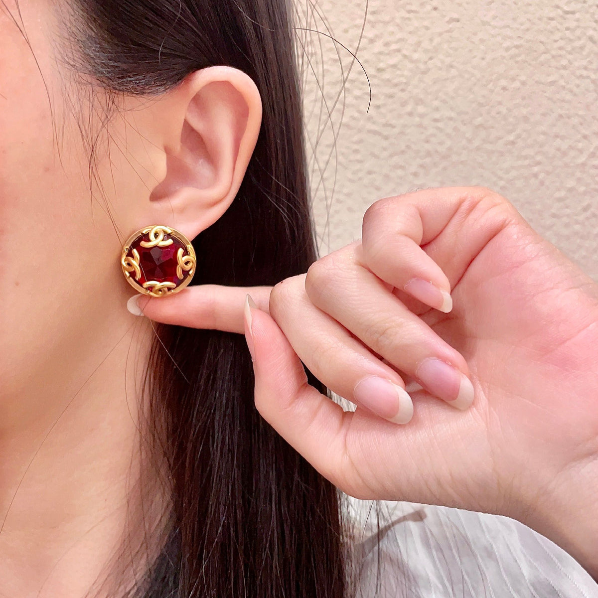 Double-C Emblem Stud Earrings in Polished Metal-Tone – Design 122 front product view