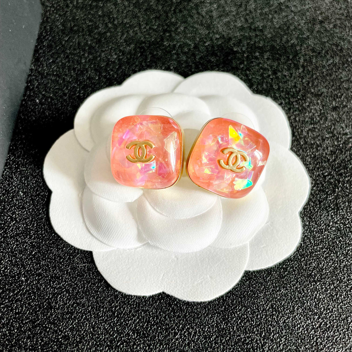 Double-C Emblem Stud Earrings in Polished Metal-Tone – Design 159 front product view