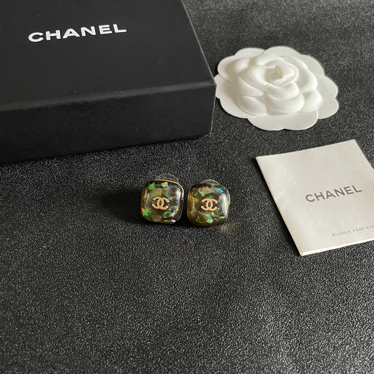 Double-C Emblem Stud Earrings in Polished Metal-Tone – Design 158 styled product view
