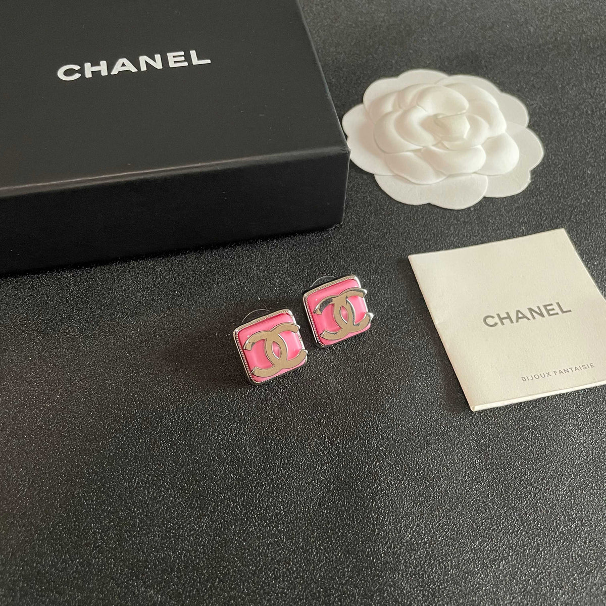 Double-C Emblem Stud Earrings in Polished Metal-Tone – Design 190 styled product view