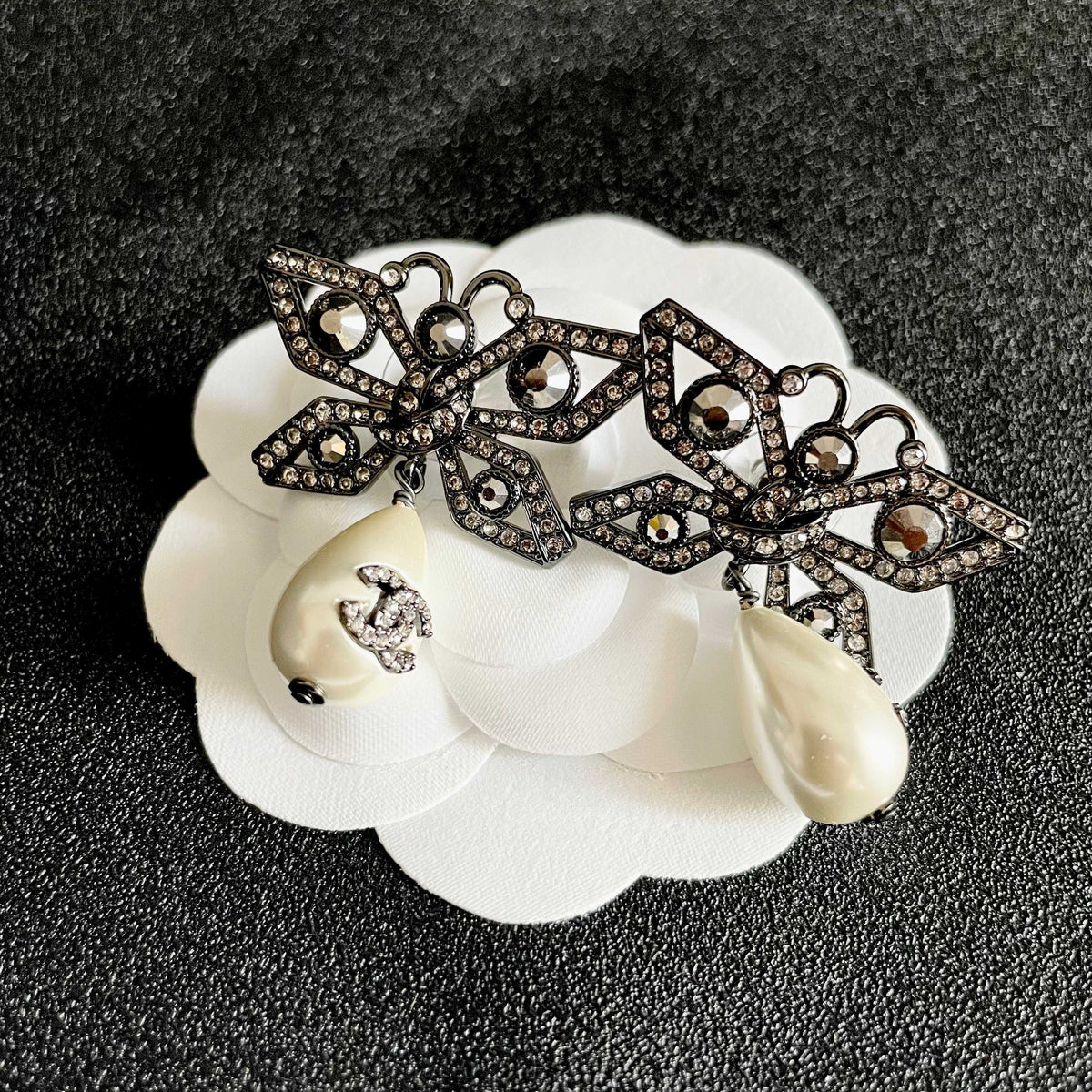 Double-C Emblem Pearl-Detail Statement Earrings – Pearl Detail – Design 014 front product view