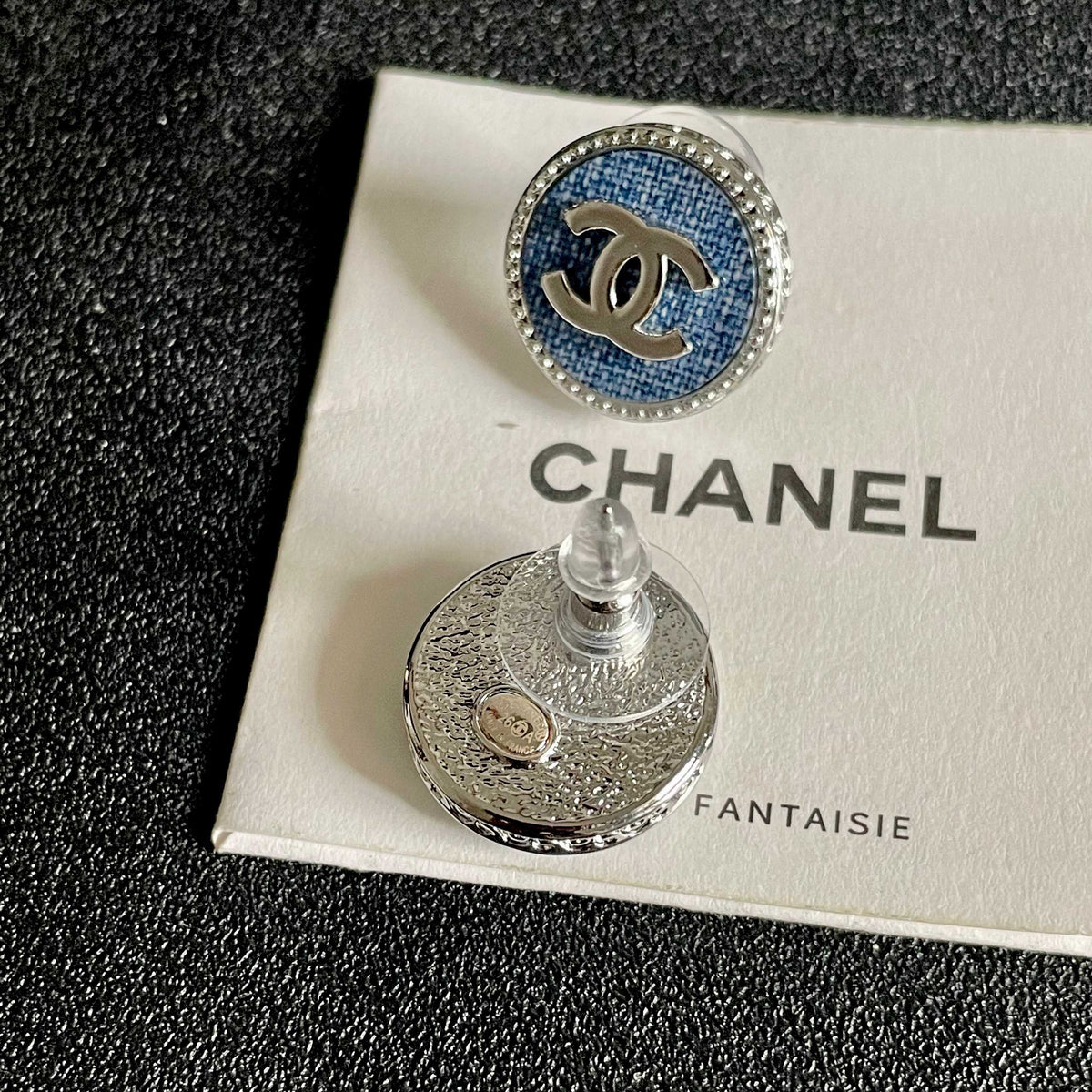 Signature Emblem Stud Earrings in Polished Metal-Tone – Design 041 main product view
