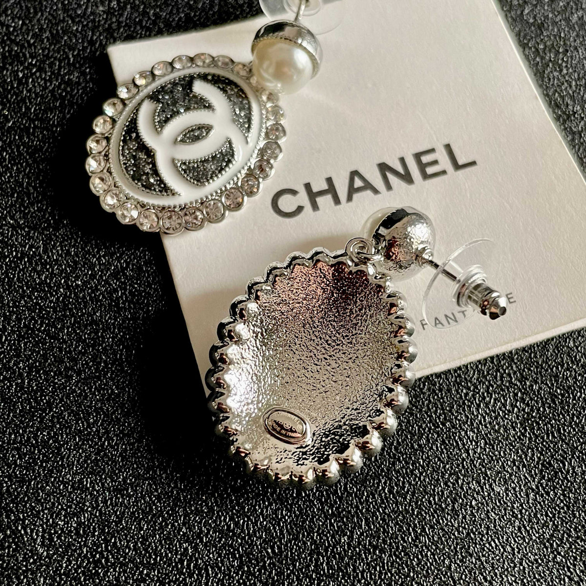 Double-C Emblem Pearl-Detail Statement Earrings – Pearl Detail – Design 015 main product view