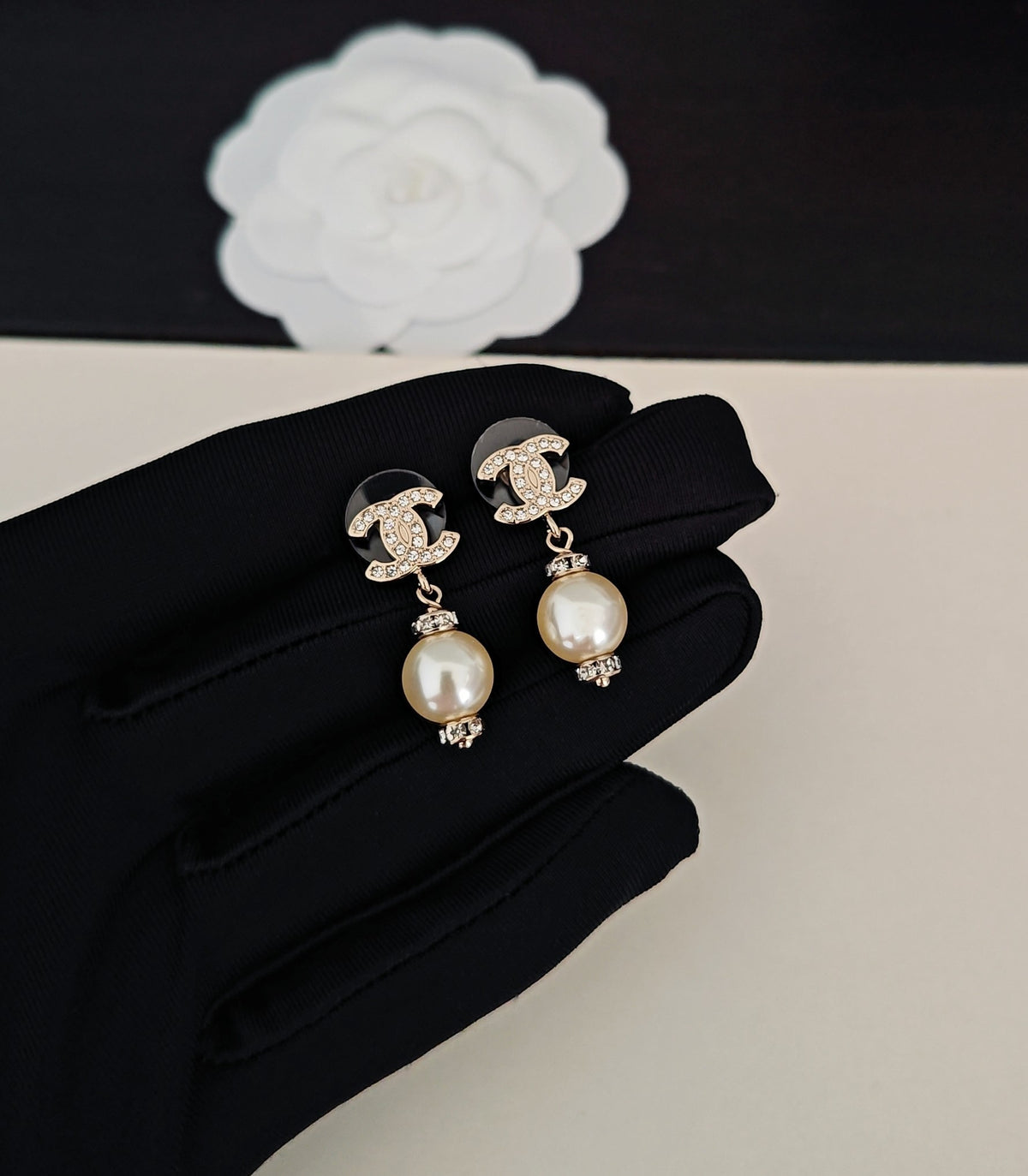 Pearl Pearl-Detail Statement Earrings – Pearl Detail – Design 009 main product view