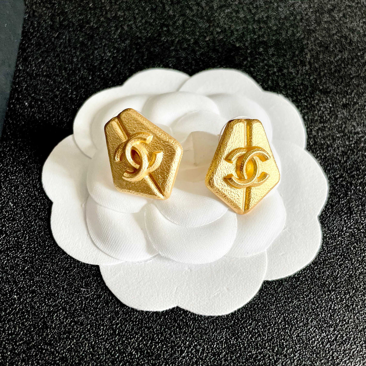 Double-C Emblem Stud Earrings in Polished Metal-Tone – Design 289 front product view