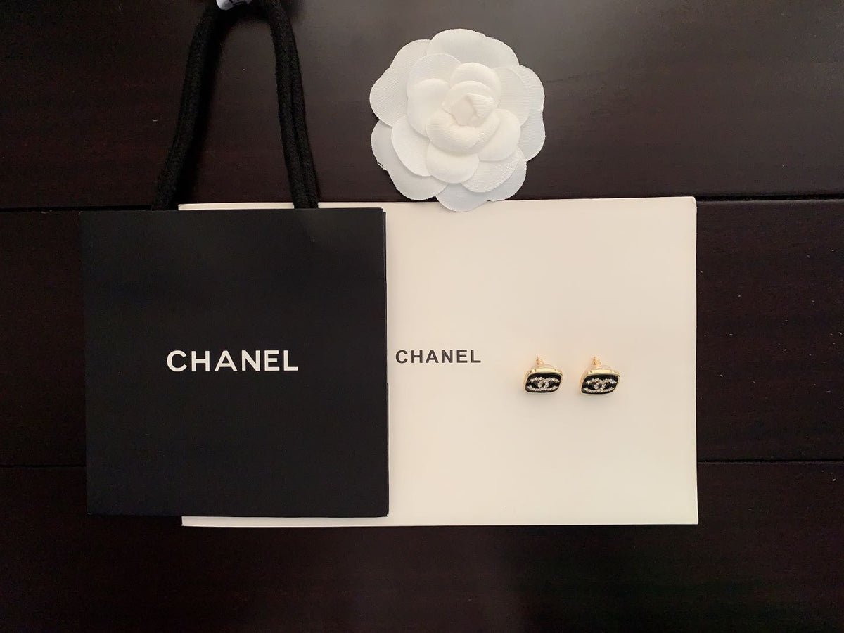 Square Stud Earrings in Gold-Tone – Black Detail – Design 002 styled product view