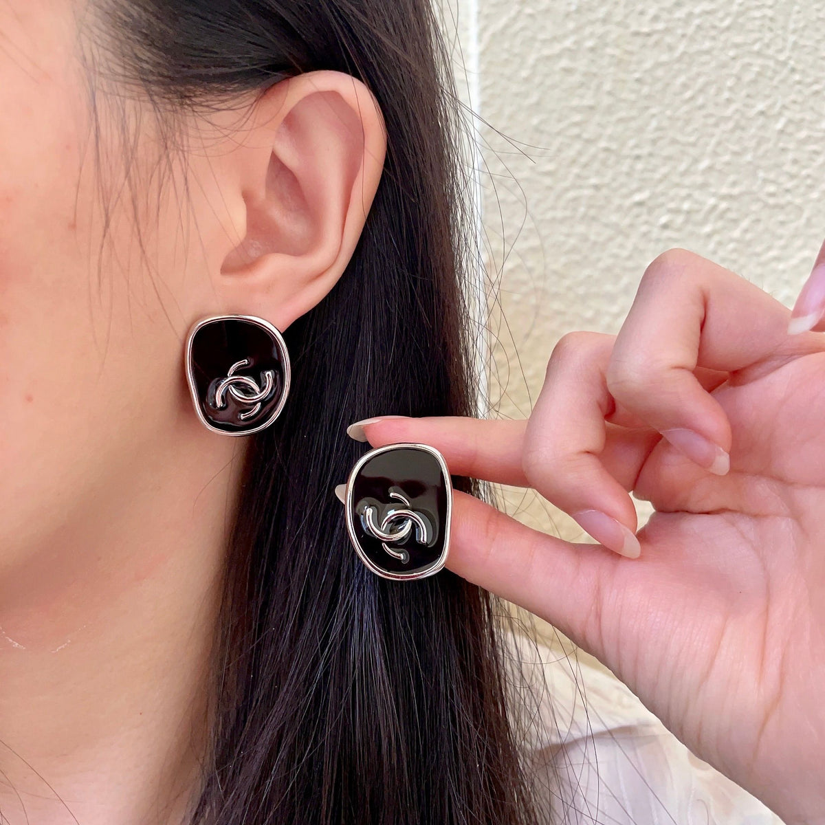 Double-C Emblem Stud Earrings in Polished Metal-Tone – Design 313 main product view