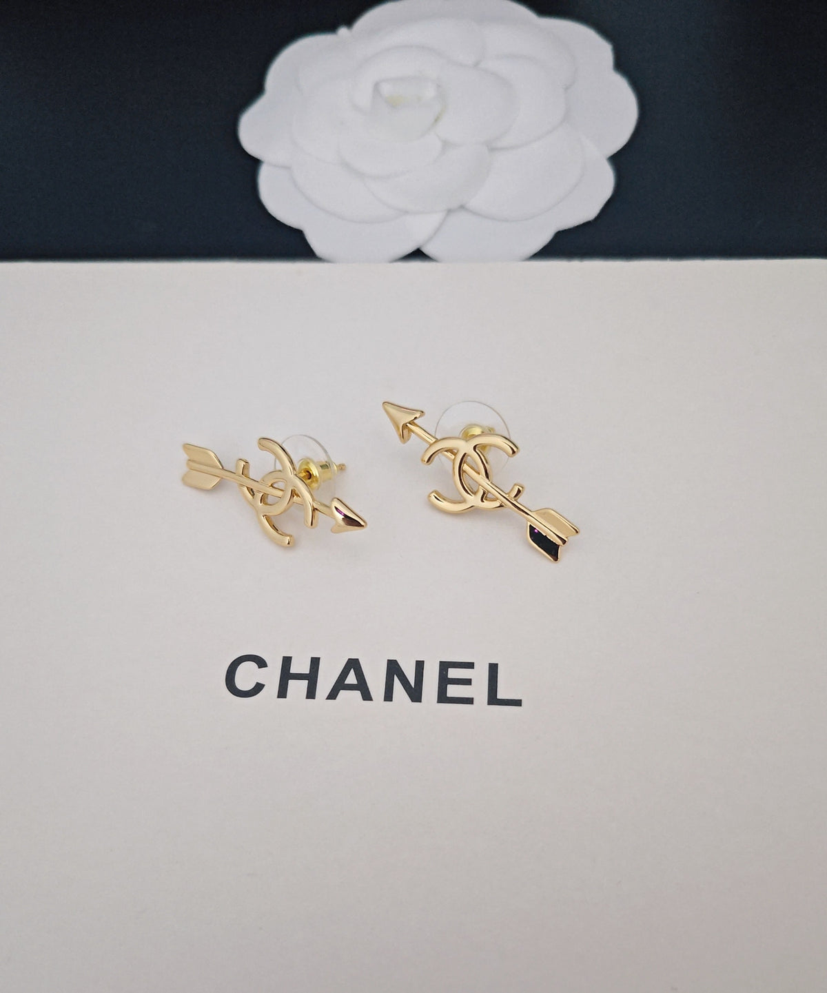 Arrow Stud Earrings in Gold-Tone – Arrow Detail side detail