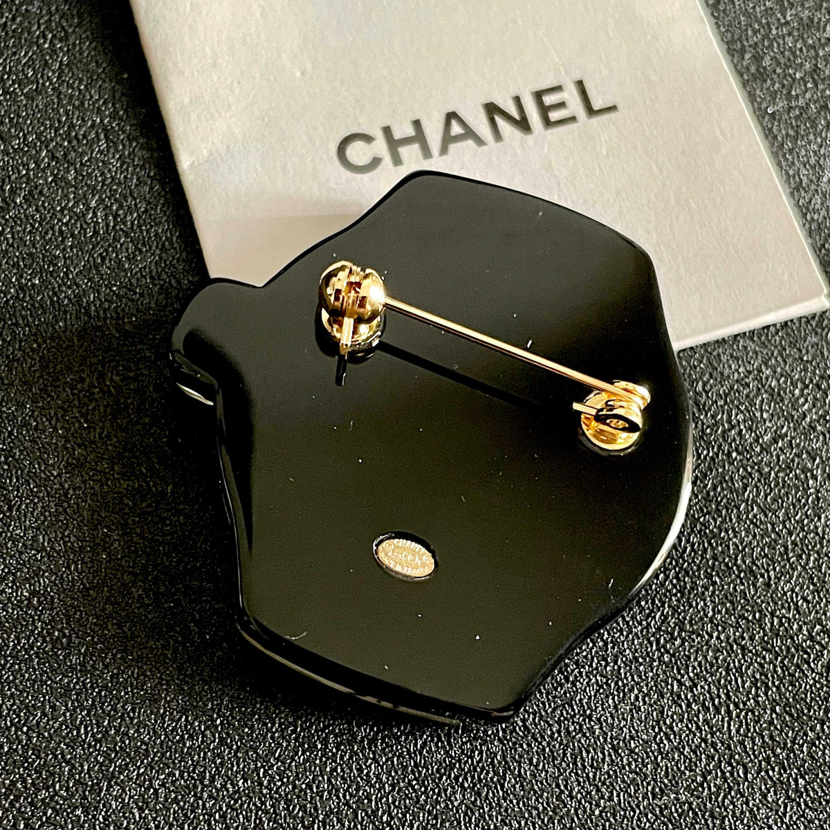 Double-C Emblem Brooch in Polished Metal-Tone – Design 004 main product view