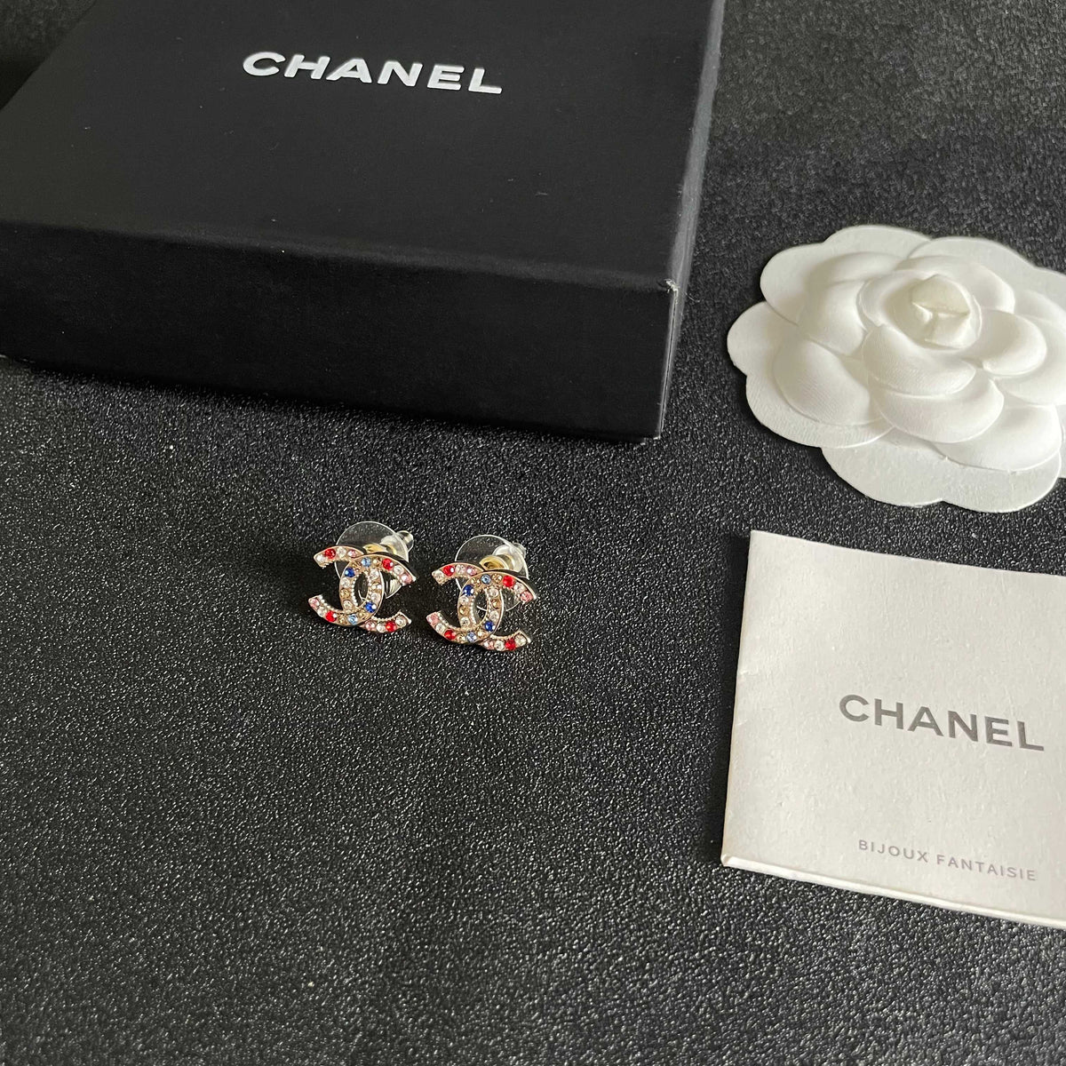 Signature Emblem Stud Earrings in Polished Metal-Tone – Design 070 close-up detail