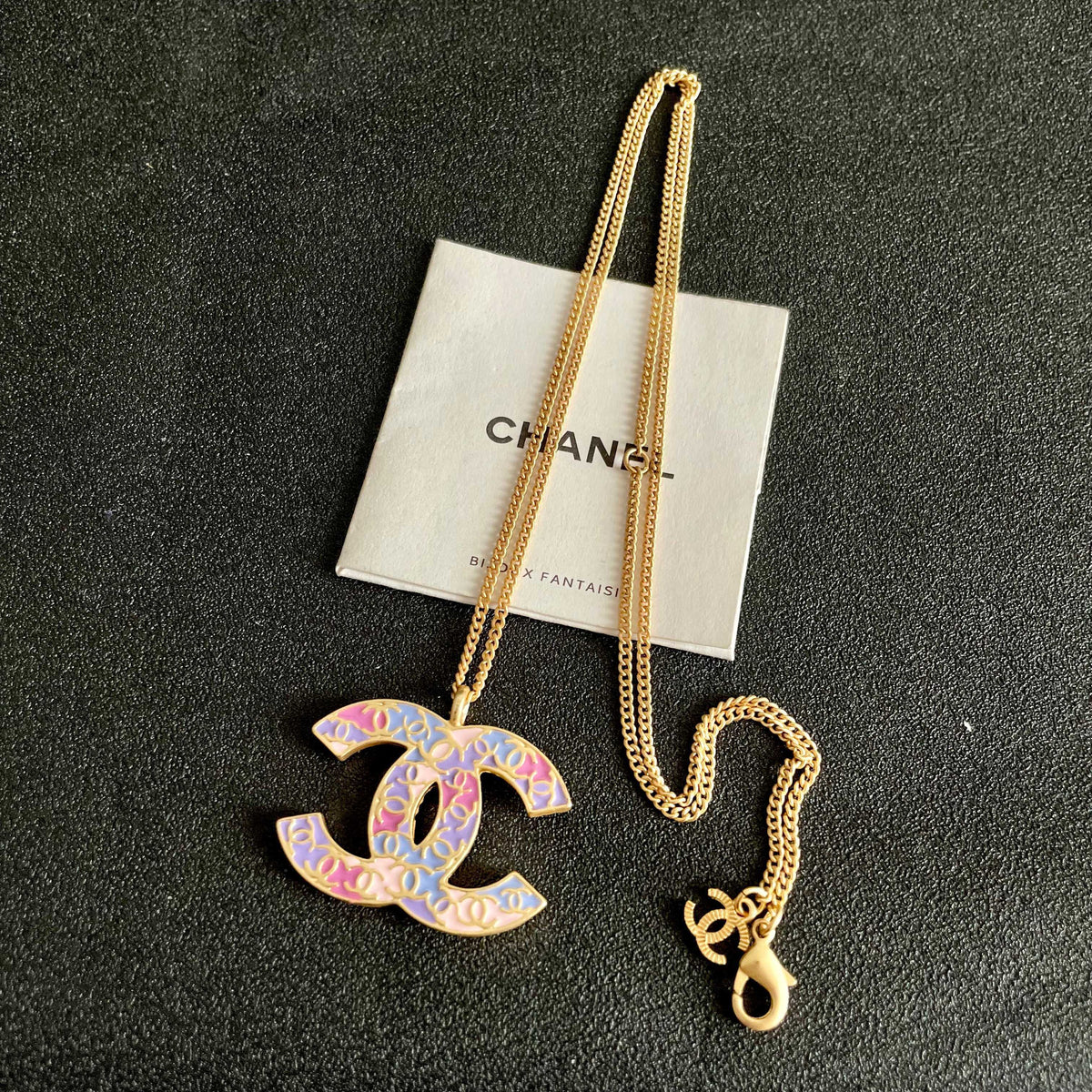 Double-C Emblem Pendant Necklace in Polished Metal-Tone – Design 016 detail view