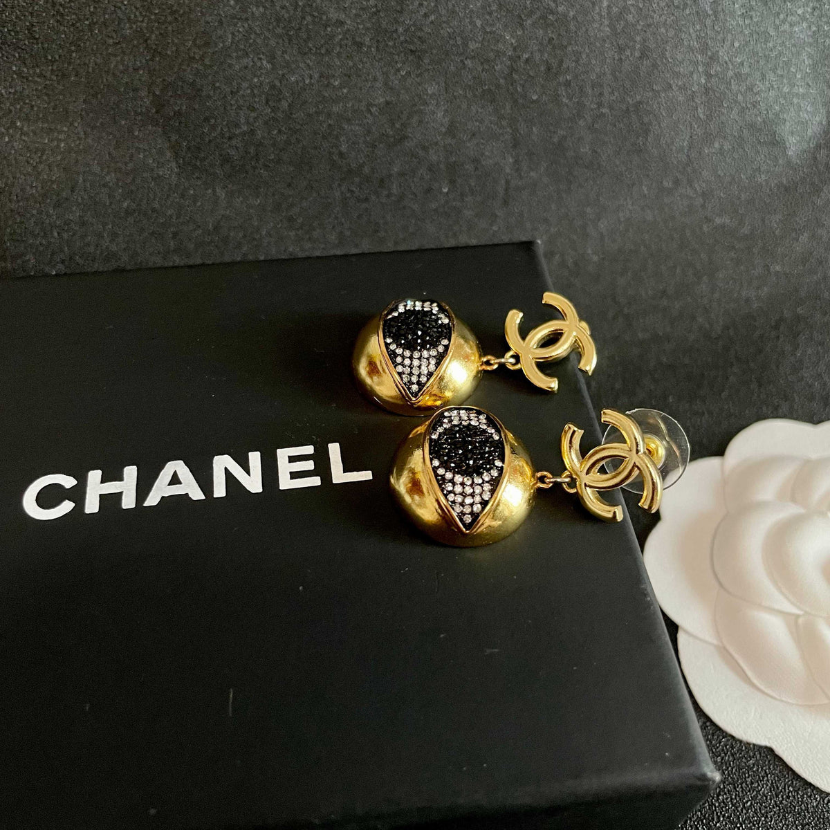 Double-C Emblem Statement Earrings in Polished Metal-Tone – Design 058 front product view