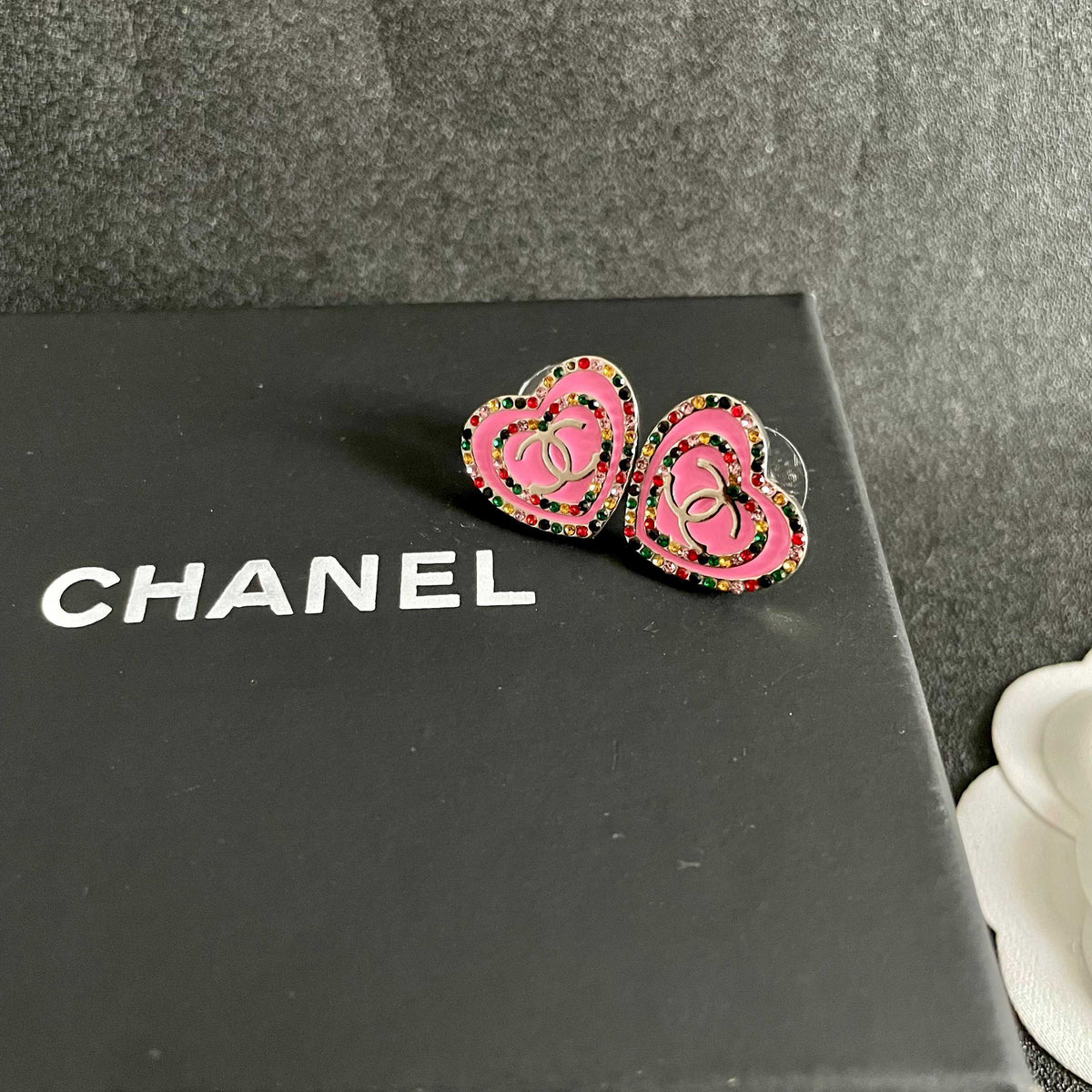 Double-C Emblem Crystal-Accent Stud Earrings – Heart Detail – Design 002 detail view