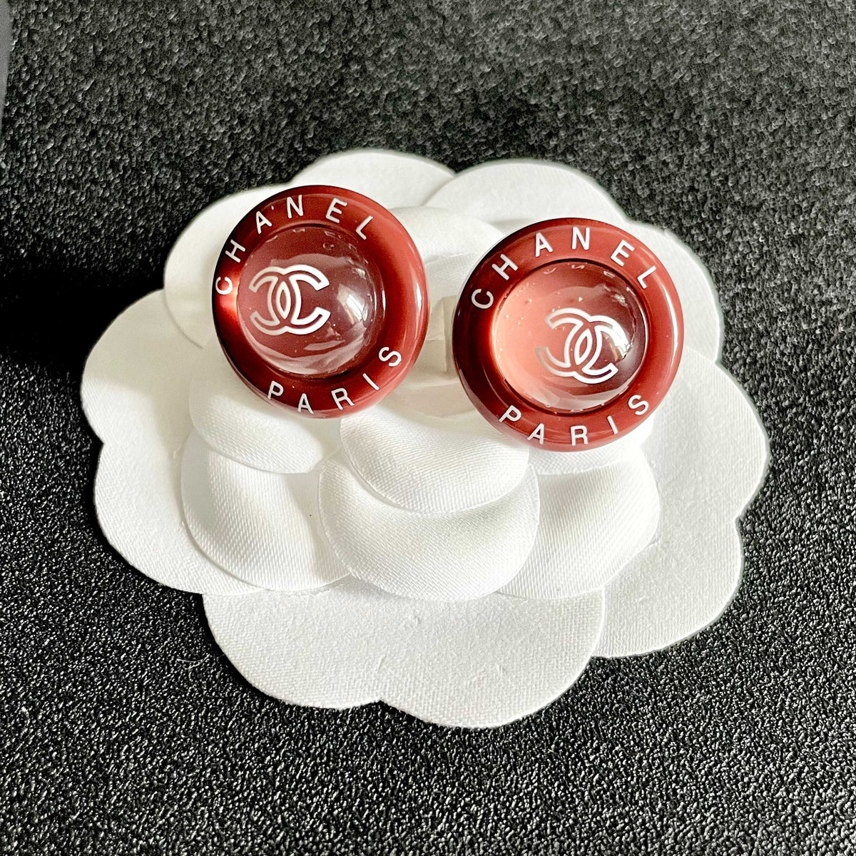 Double-C Emblem Stud Earrings in Polished Metal-Tone – Design 172 front product view