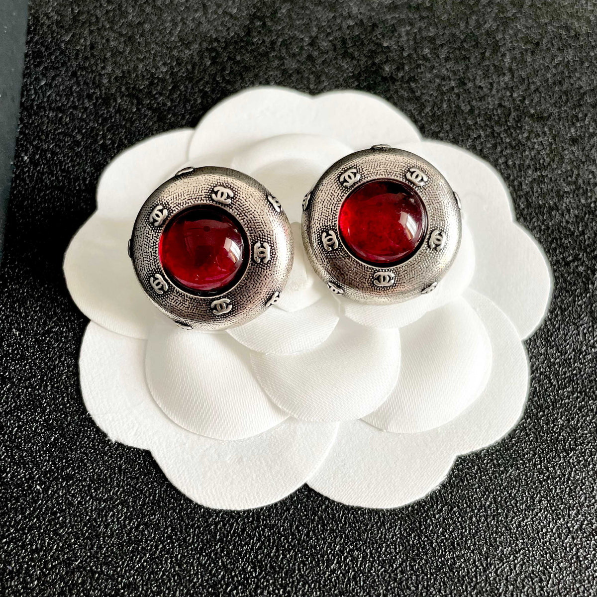Double-C Emblem Stud Earrings in Polished Metal-Tone – Design 354 front product view