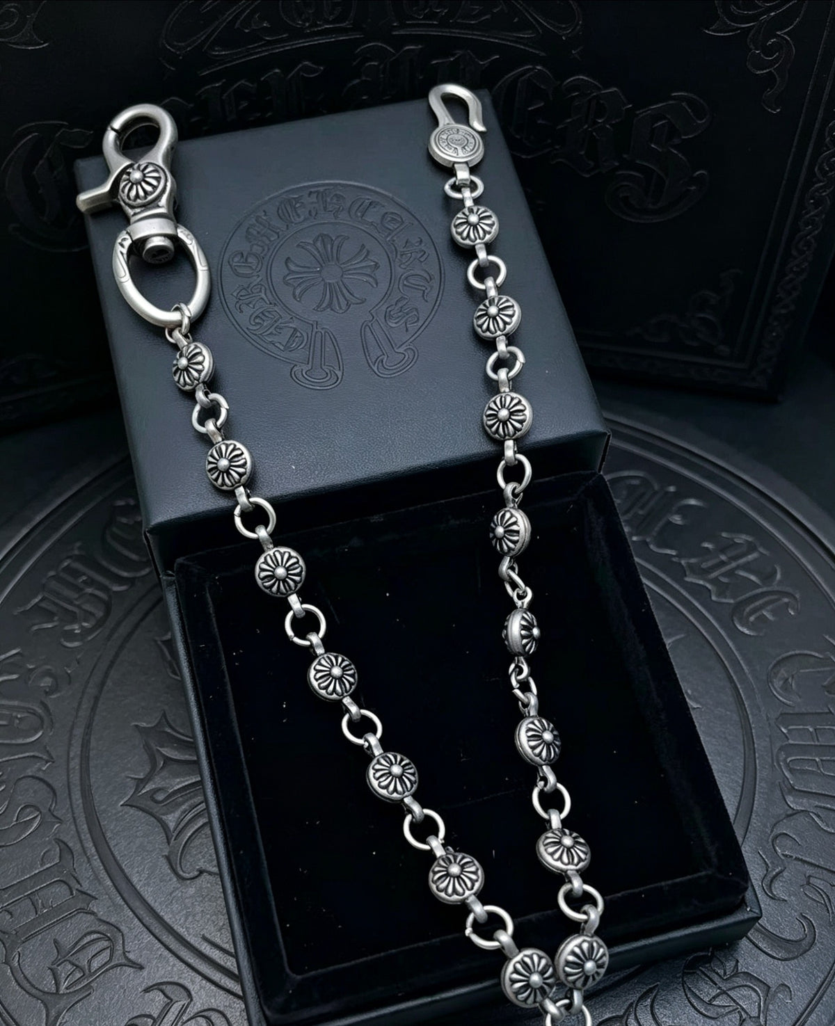 Floral Cross Multi-Use Chain Accessory – Design 03 side detail