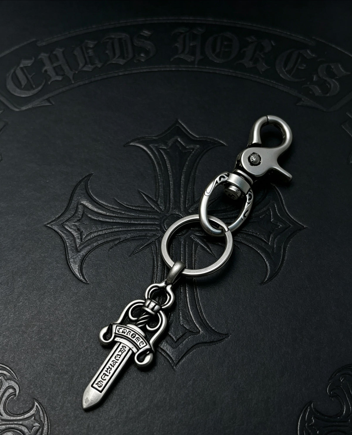 Dagger Multi-Use Chain Accessory – Dagger Detail – Design 04 detail view