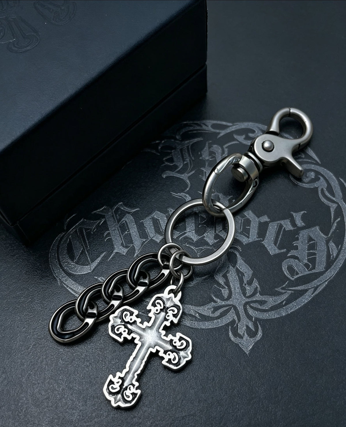 Signature Emblem Pendant in Polished Metal-Tone – Design 005 side detail