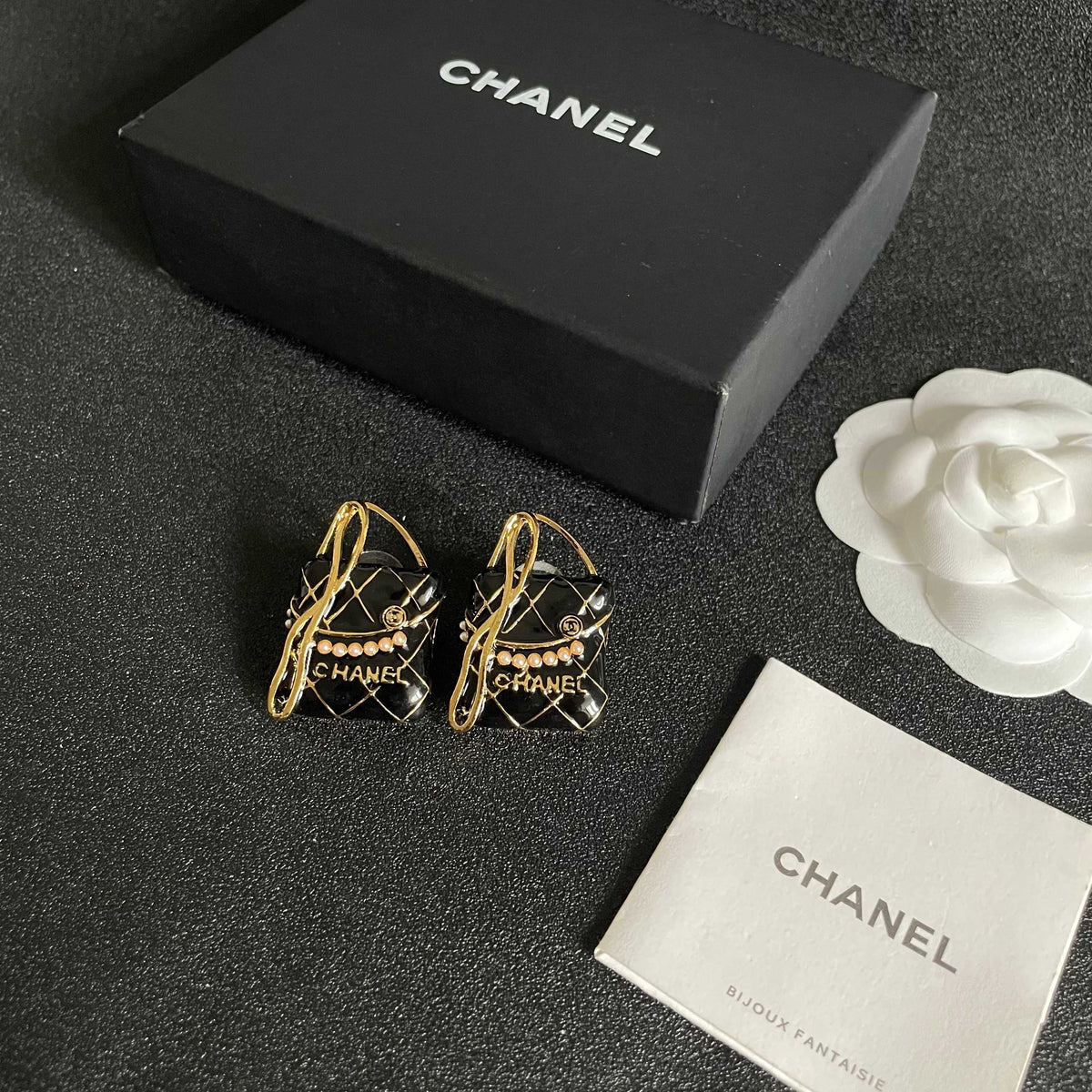 Double-C Emblem Stud Earrings in Polished Metal-Tone – Design 372 close-up detail