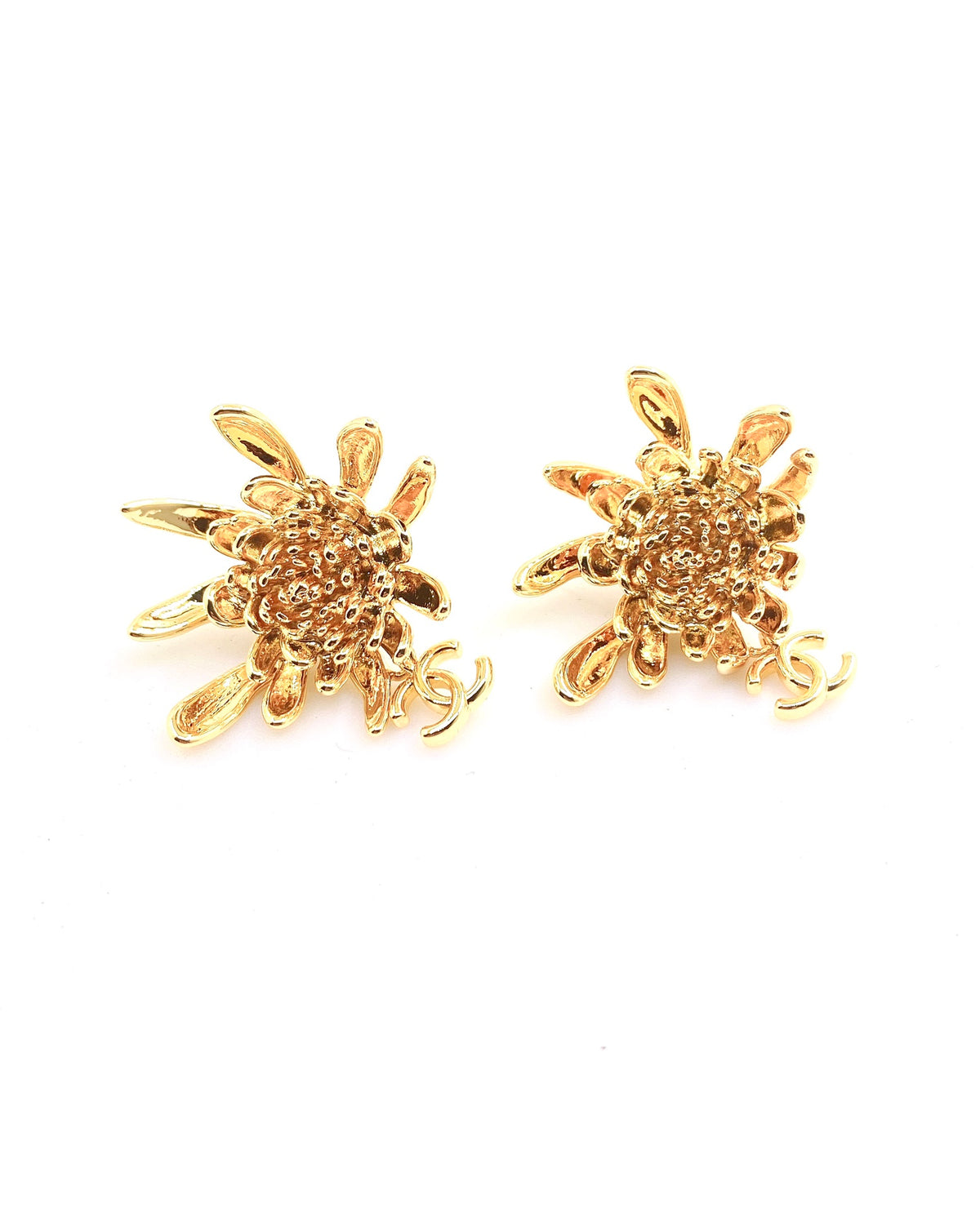 Camellia Statement Earrings in Gold-Tone – Camellia Detail side detail