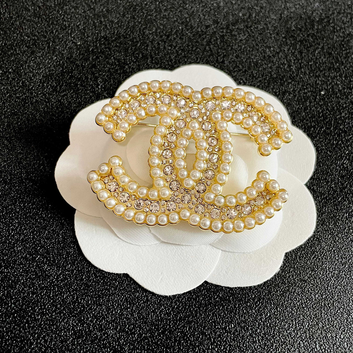 Signature Emblem Brooch in Polished Metal-Tone – Design 050 front product view