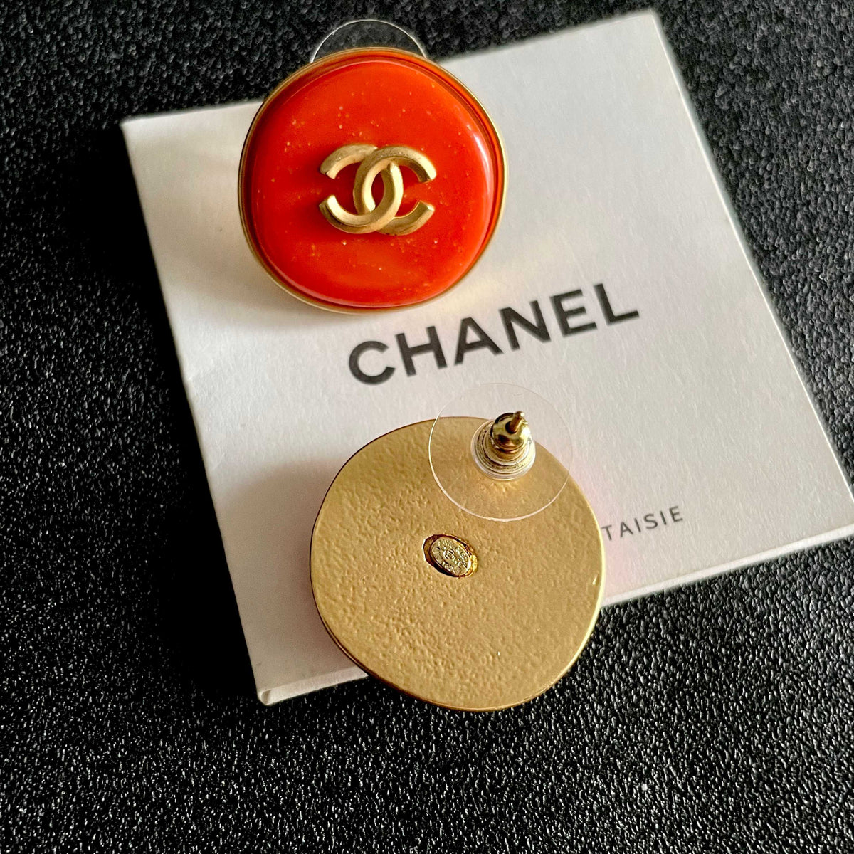 Double-C Emblem Stud Earrings in Polished Metal-Tone – Design 305 main product view