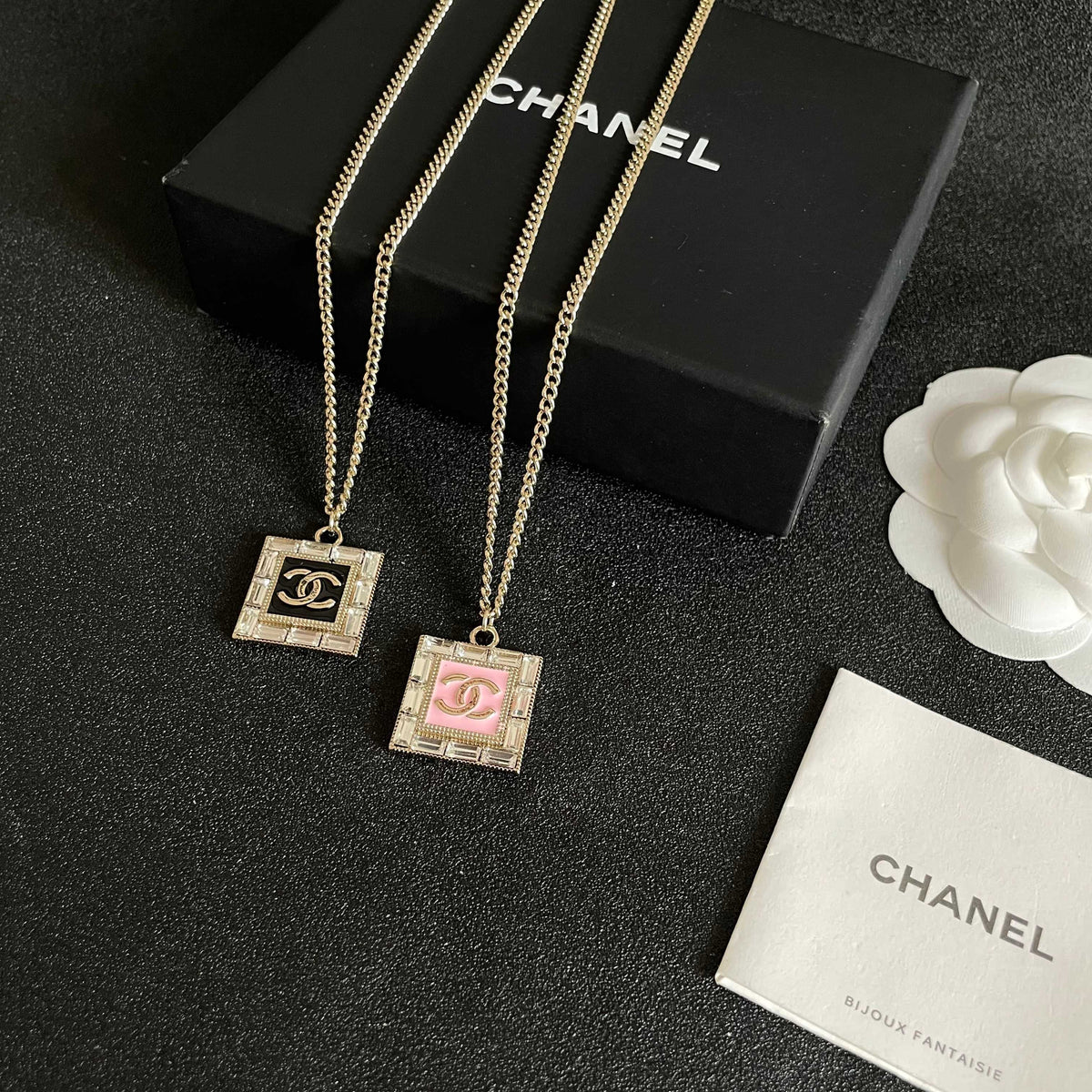Double-C Emblem Pendant Necklace in Polished Metal-Tone – Design 078 close-up detail