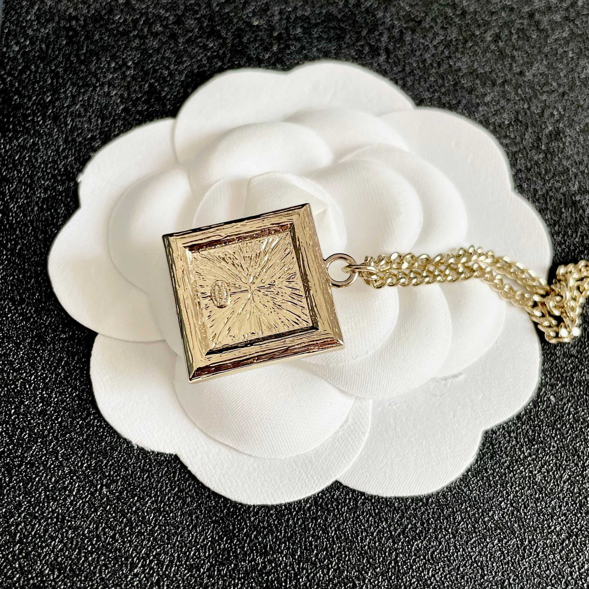 Double-C Emblem Pendant Necklace in Polished Metal-Tone – Design 078 front product view