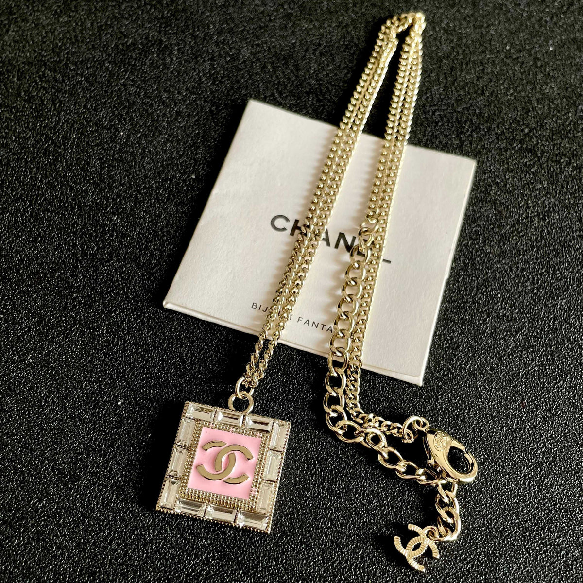 Double-C Emblem Pendant Necklace in Polished Metal-Tone – Design 046 detail view