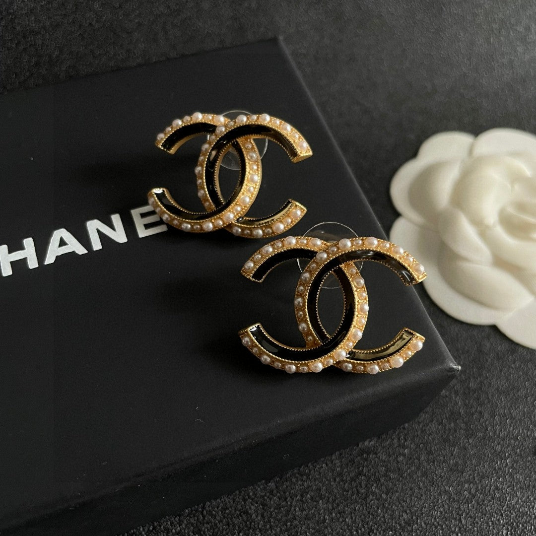 Double-C Emblem Pearl-Detail Stud Earrings – Pearl Detail – Design 029 detail view